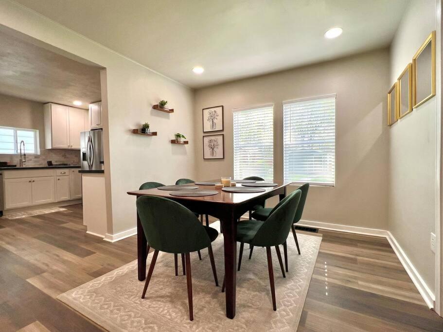 Modern Style Home Near Dt Indy & Major Attractions Indianapolis Exterior foto