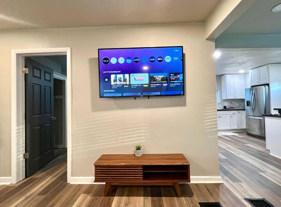 Modern Style Home Near Dt Indy & Major Attractions Indianapolis Exterior foto